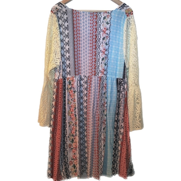 Kori Long Sleeve Floral Lace Boho Dress - Picture 2 of 10